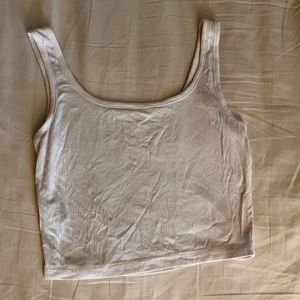 Ribbed white tank